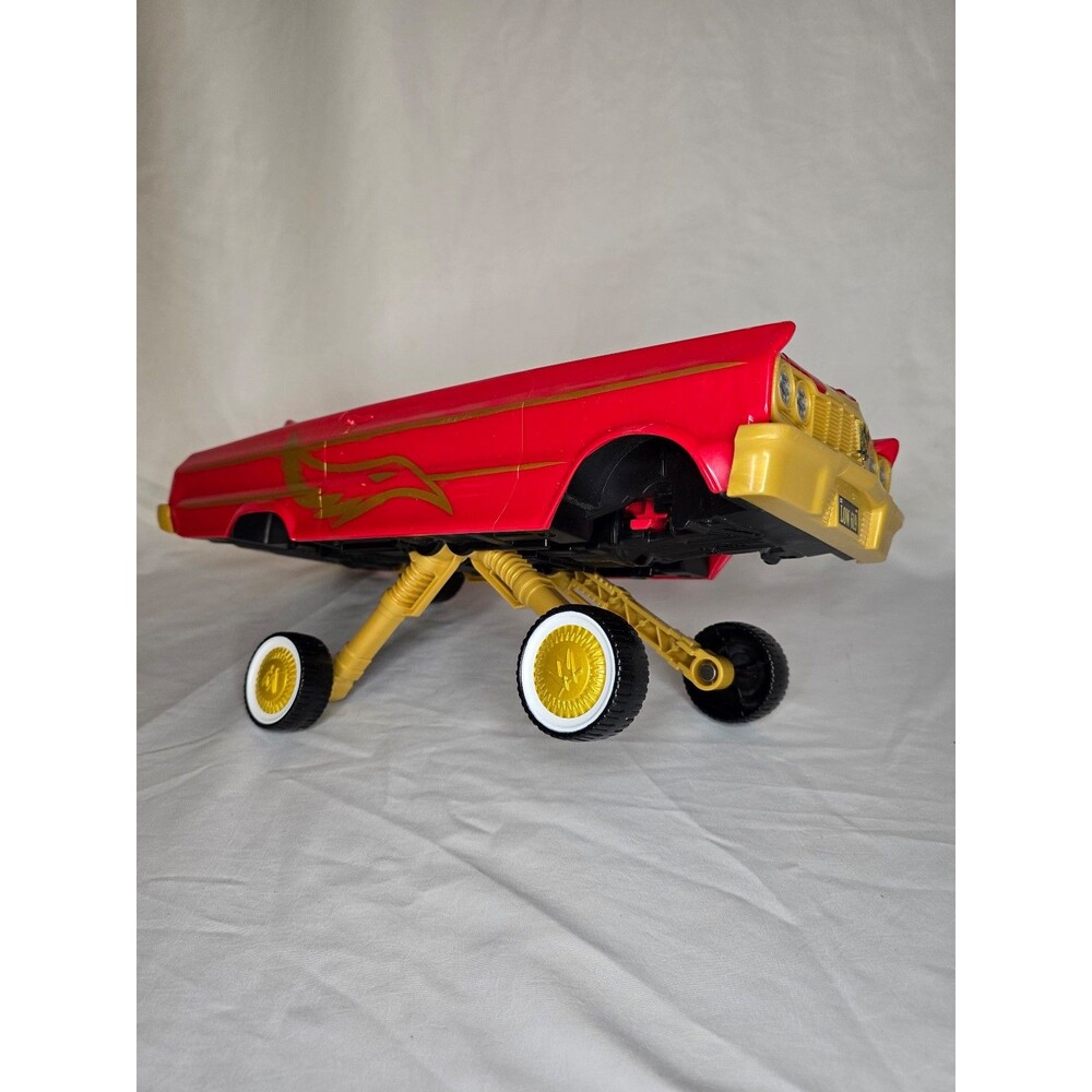 WWE Wrestling Rey Mysterio Lucha Low Rider Vehicle